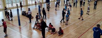 🔴🎦🏐 Sektor 1 – Mini Siatkówka 📆(19/02/2022) Józefosław